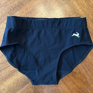Tracksmith Racing Brief